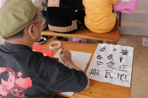 TKU Student Service Group Heads to Thailand to Teach Chinese