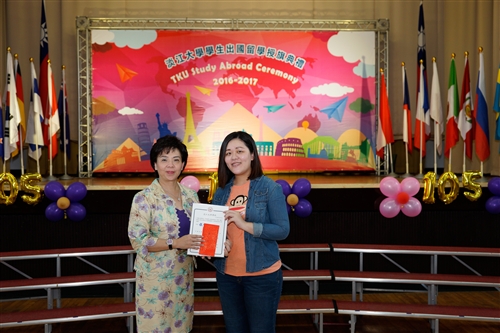 Flag Ceremony for Students Going Abroad for Study