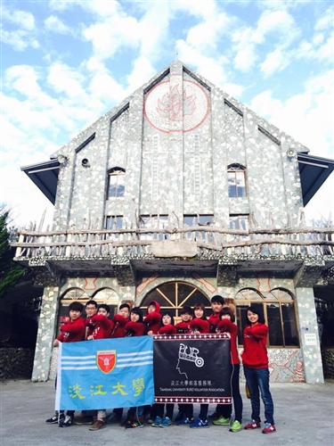 TKU Tribal Group Makes Memories of Caring