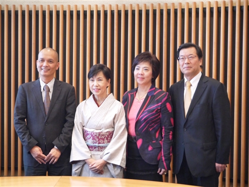 President Chang Attends International Forum at Hosei University