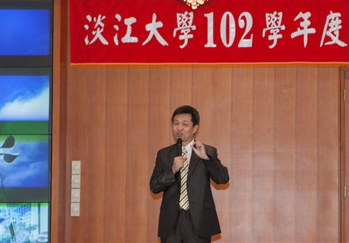 TKU Holds 2013 Handover Ceremony for Department Heads