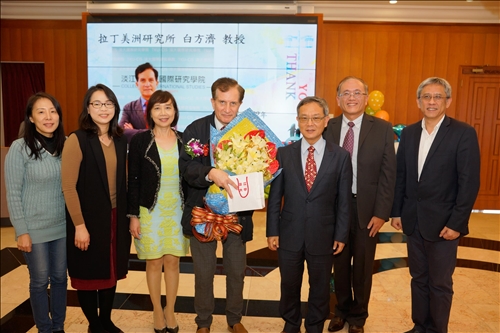 A Farewell Luncheon for Retiring TKU Faculty and Staff