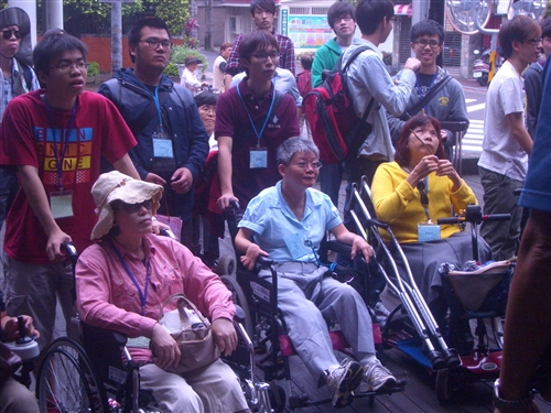 Service Learning to Help the Disabled