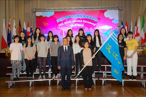Making Dreams Come True - 648 Students Depart for Overseas Study
