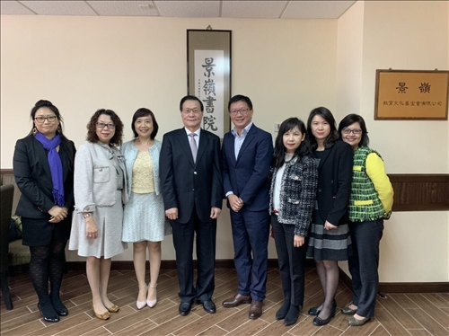 Creating Cooperative Partnerships with Hong Kong High Schools