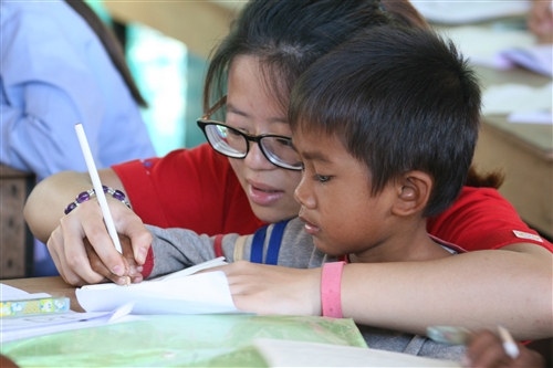 The 2014 TKU Summer Services Trip to Cambodia Takes Place