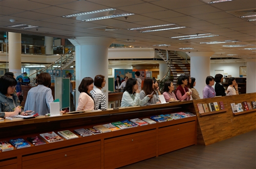 President Chang Shares for World Book Day
