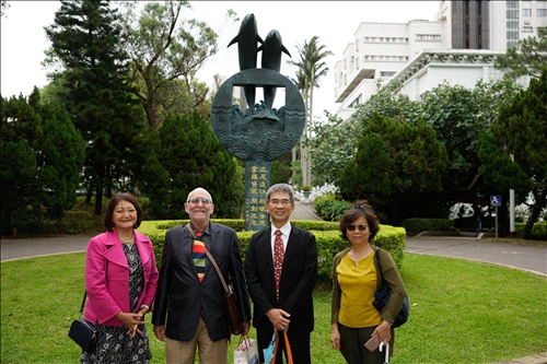 Dr. Daniel Drache Delivers the 10th Lecture of Tamkang Clement  and Carrie Chair Lecture Series