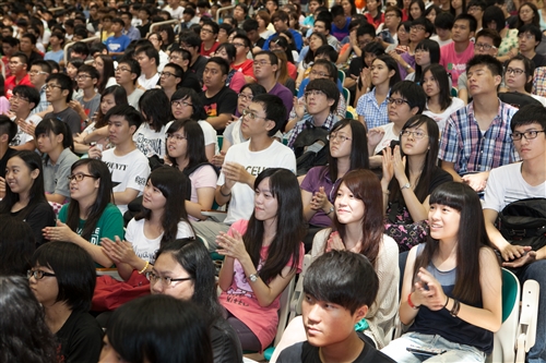TKU Holds 2013 Freshman New Semester Ceremony and Admissions Seminar