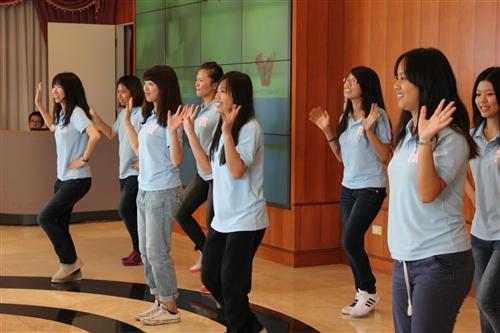 The 2011 Language Study Program for Expatriate Youth