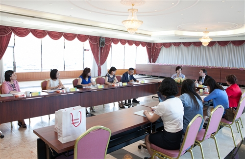 A Visit by Rector Fernando Galván