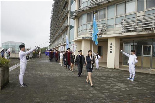 The Island's First All-English Graduation Ceremony Held at Lanyang