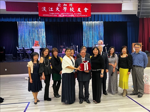 北加州校友會舉辦年會 龍鳳恣任第33屆會長