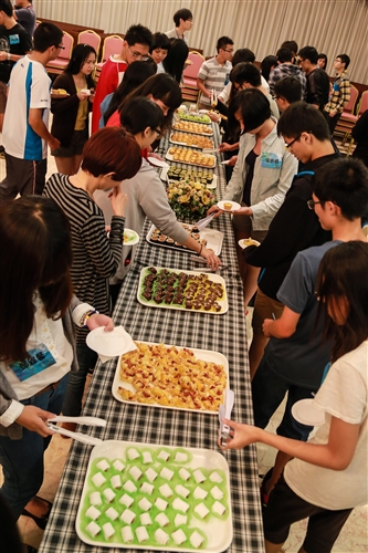 教務處與學務處共同舉辦「102學年度榮譽學程迎新茶會」。