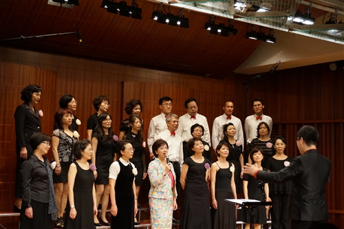 The Female Faculty Association Brings Charming Performance in Celebration of Giving