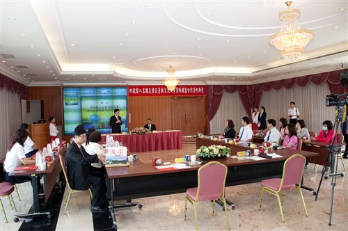 A Cooperative Agreement with the NIA