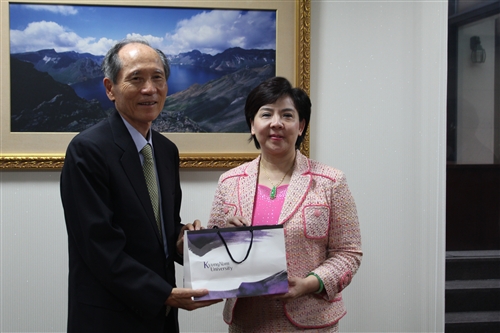 TKU Visits Sister Schools in Korea