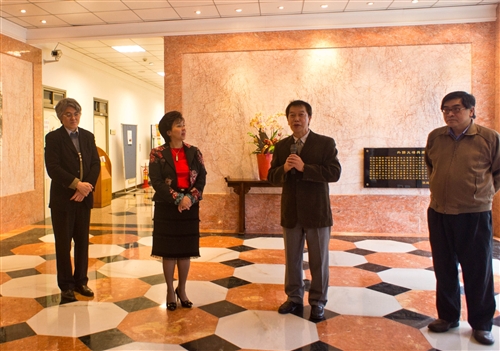 An Opening Ceremony for the Foreign Language Building Art Exhibition