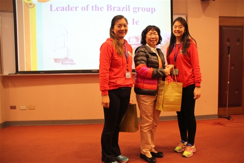 Chinese Youth from All Over Take 21-day Tour of Taiwan