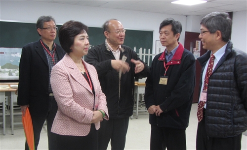 High School Students Reach Crucial Phase of Admissions Process