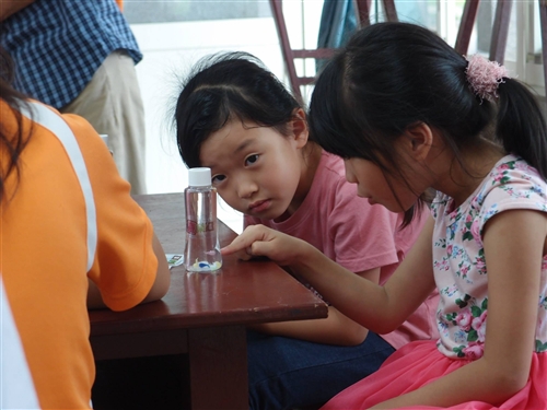 The Chemistry Mobile Promotes Science in Yunlin County