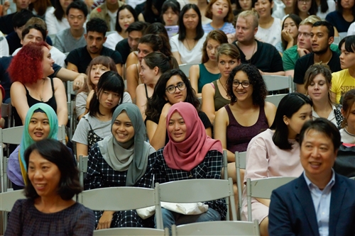 700 Overseas Students Arrive at Tamkang