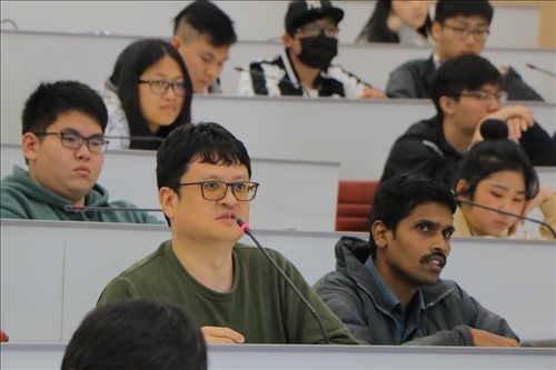 Prof. Steven G. Louie Delivers the 6th Tamkang Clement and Carrie Chair Lecture