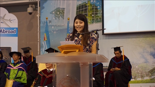 The Island's First All-English Graduation Ceremony Held at Lanyang