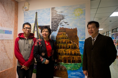 An Opening Ceremony for the Foreign Language Building Art Exhibition