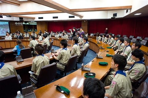 A Show of Gratitude from Meiji University