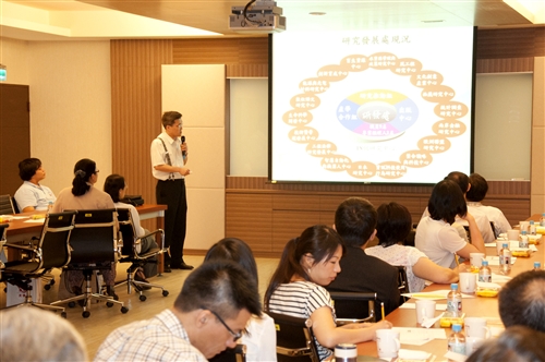 Tunghai and Tamkang Exchange Administrative Know-how
