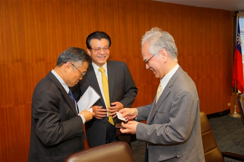 The President of Nagasaki University Visits TKU