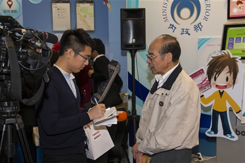 TKU Works with 7-11 for Smart Card Purchasing