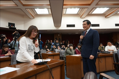 Former President of Taiwan Visits Tamkang