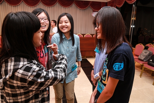 教務處與學務處共同舉辦「102學年度榮譽學程迎新茶會」。