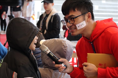 Spreading Love into the Community - TKU Assists Local Elementary School Clubs