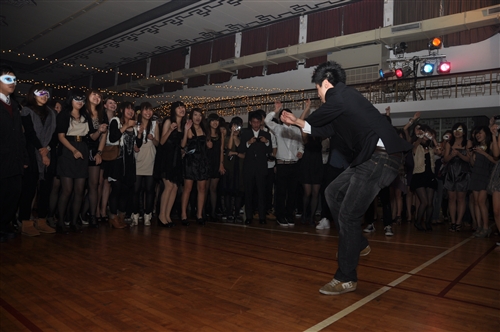 A Light Ceremony and a White Christmas Masquerade