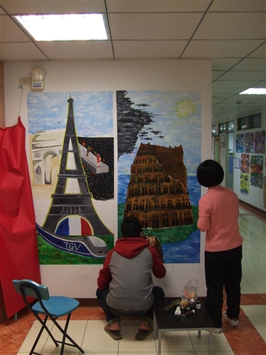 An Opening Ceremony for the Foreign Language Building Art Exhibition