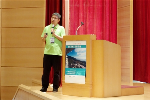Office of Human Resources Holds Seminar for New Department Heads for 2013 Academic Year