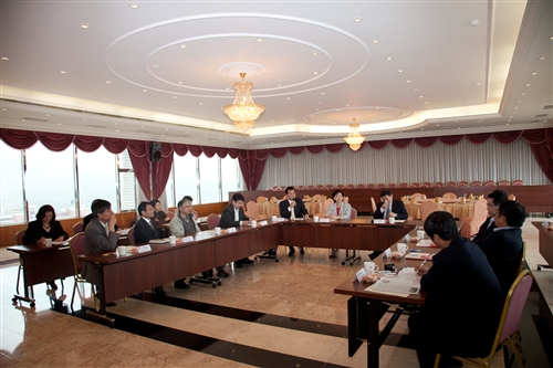 A Signing Ceremony and a New Partner University