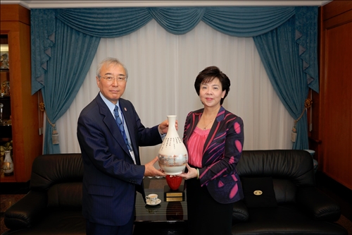 Prof. Masakazu Delivers the Second Lecture of the Tamkang Clement and Carrie Chair Lecture Series