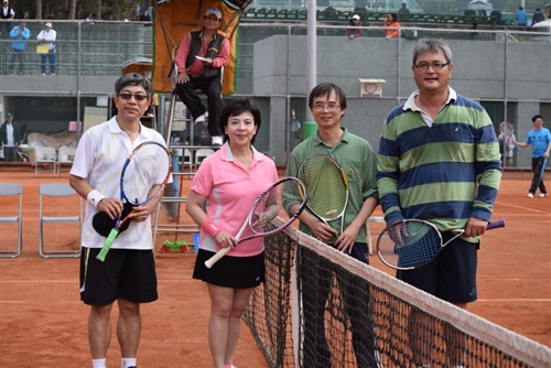 President Chang is Honored in 2015 Annual Faculty Tennis Match