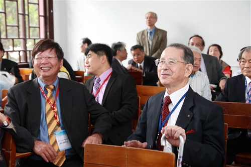 Chinese Palace-style Classrooms Receive High-Tech Makeover