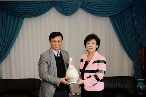 Renowned Scholar Xueliang Sun Delivers Third Lecture in the Tamkang Clement and Carrie Chair Lecture Series