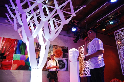 A Unique Exhibit that Blends New and Old