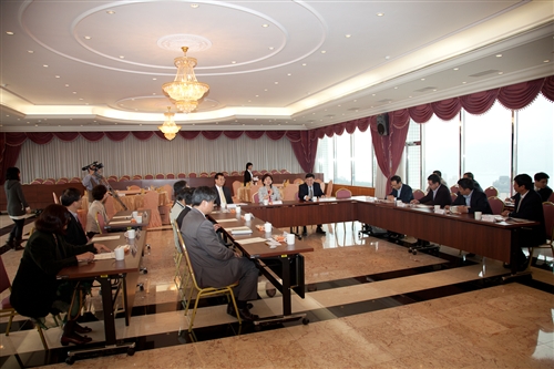 A Signing Ceremony and a New Partner University