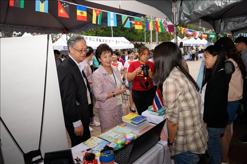 MOE Launches a New Initiative for Youths