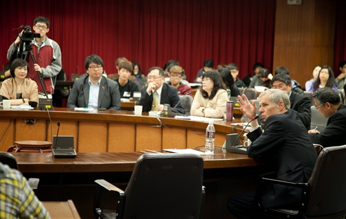 A Speech on Cross-Strait Relations by Dr. Bush