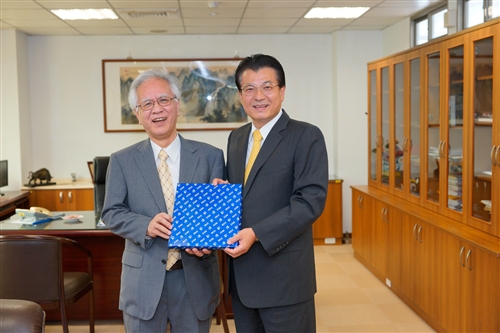 The President of Nagasaki University Visits TKU