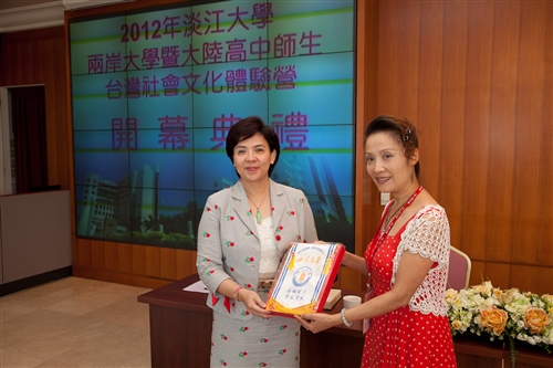 The 2012 Taiwanese Culture Camps